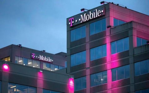 黑客为报复美国窃取 T-Mobile1亿用户数据